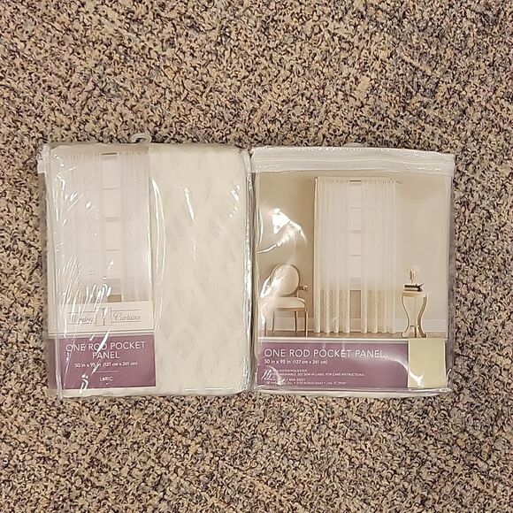 Window Curtains, 2 pieces - Picture 2 of 4